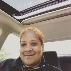 Meet your Posher, Monica